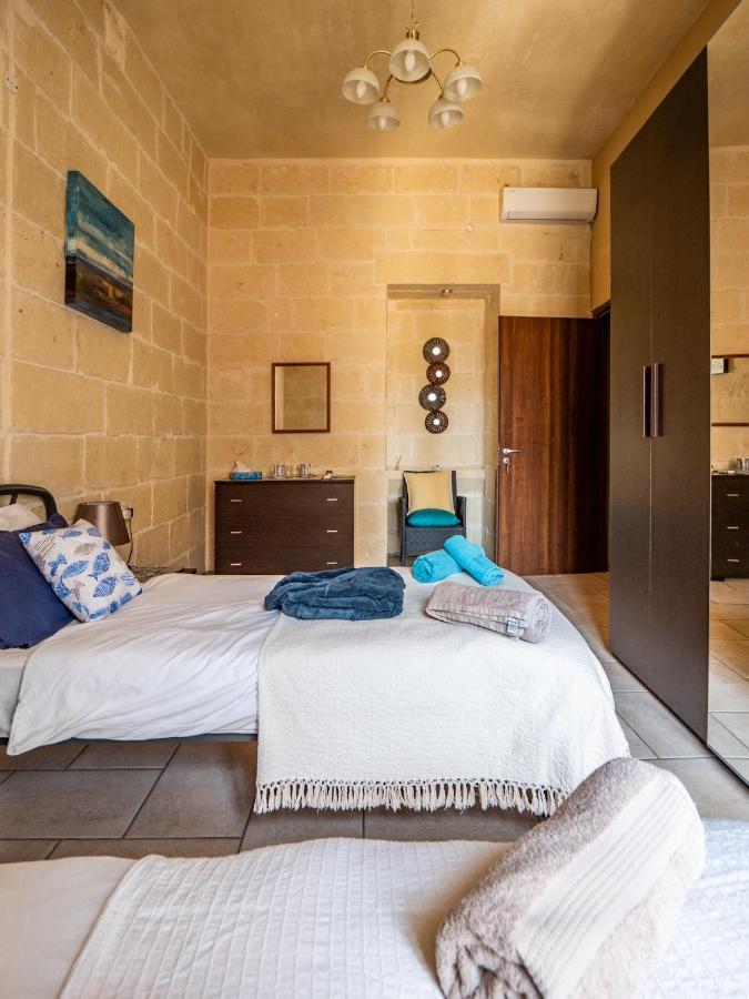 250 Yo Tal-Bambinu Boutique Farmhouse Xagħra Esterno foto