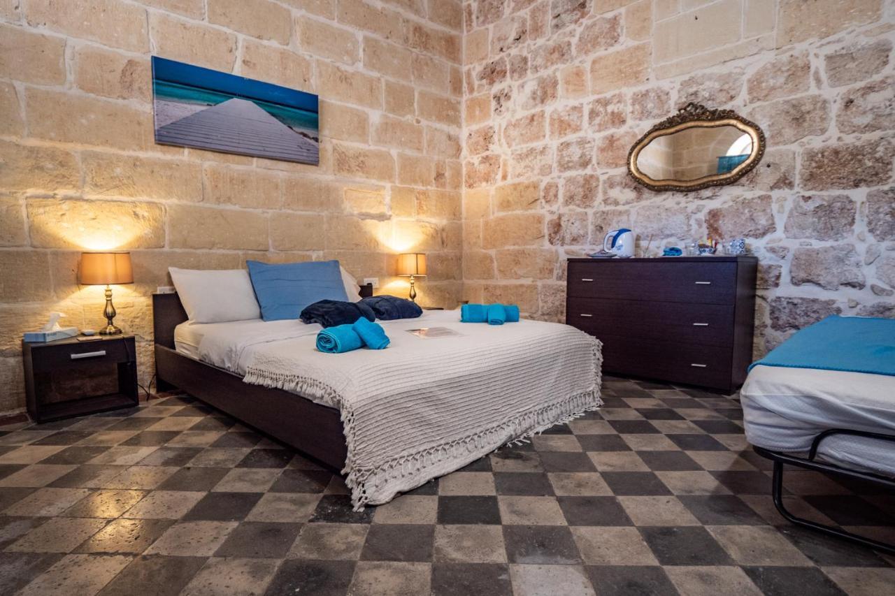 250 Yo Tal-Bambinu Boutique Farmhouse Xagħra Esterno foto
